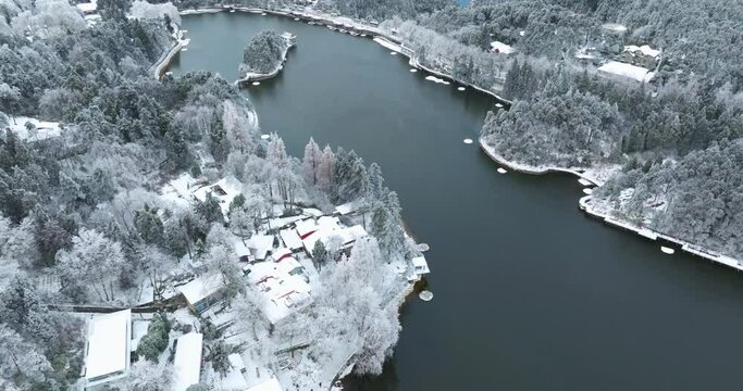 Winter snow scene in Lushan/Mountain Lu National Park Scenic Area, Jiujiang, Jiangxi, China