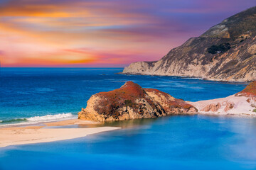 Beautiful seascape of the west coast of California with views of the Pacific Ocean and the cliffs