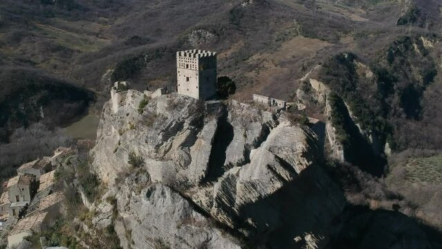 Castello di Roccascalegna