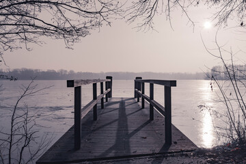 Fototapeta na wymiar frozen lake @ Bad Saarow