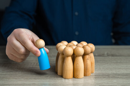 Appoint a leader to the new team. Hiring workers. Adding recruits. Opening of new jobs. Recruitment seeking to fill job openings. Assemble a team.