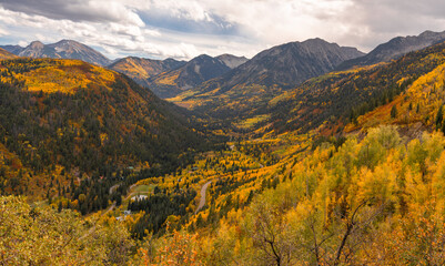 Incredible Views of Colorado Mountain Landscape