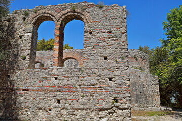 Round arches made of brickwork, outer wall of the southern aisle of the great basilica, Butrint...