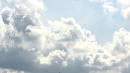 photo of a cloudy sky during the day