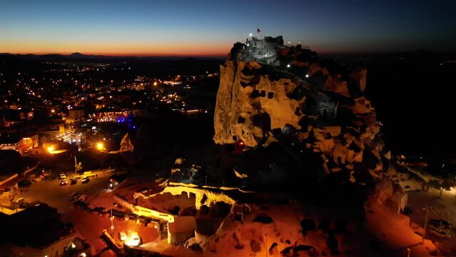U&ccedil;hisar is a town in the Nevşehir District, Nevşehir Province in Cappadocia, Turkey. Its population is 3,555. It is 7 kilometres east of Nevşehir, 12 kilometres west of &Uuml;rg&uuml;p.