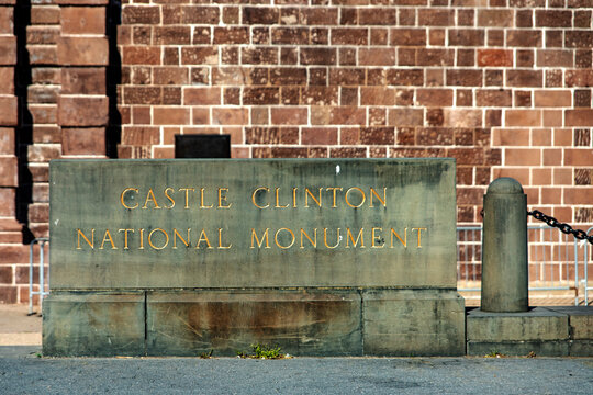 Clinton Sign รูปภาพClinton – เลือกดูภาพถ่ายสต็อก เวกเตอร์ และวิดีโอ3,216 | Adobe Stock