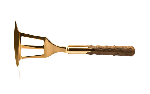 Gold and Compact Gardening Tool, Awe-Inspiring in Its Modern Simplicity and Functional Appeal