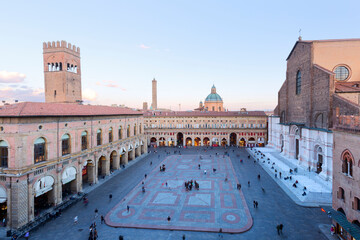 Top view from the drone of the Piazza Maggiore in the city of Bologna at sunset. Best city in Italy Europe in 2022. Wonderful romantic panorama. University, art, cuisine. Traveling concept sky ancient © xamnex