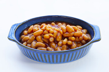 Baked beans in tomato sauce