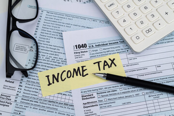 Text income tax with tax form