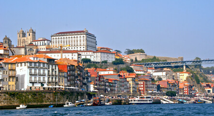 Traditional houses on the Ribeira in Porto, Portugal - obrazy, fototapety, plakaty