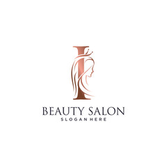 Woman beauty logo design vector illustration with letter i and crown icon - obrazy, fototapety, plakaty