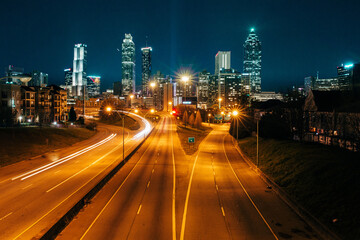 Fototapeta na wymiar Busy downtown city during night