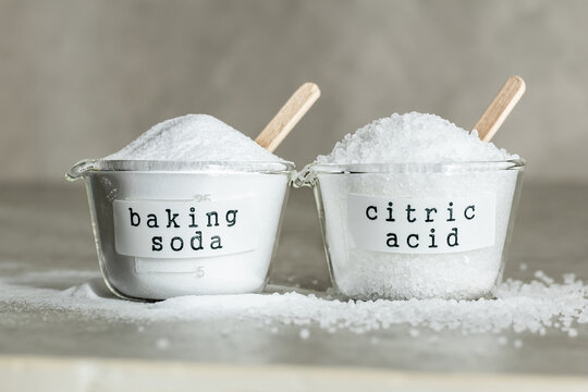 重曹とクエン酸　baking soda and citric acid