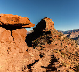 The South Kaibab Trail Descending Toward O'Neill Butte , Grand Canyon National Park, Arizona, USA