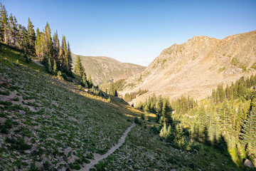 Fototapeta na wymiar Hiking trail in the Indian Peaks Wilderness, Colorado
