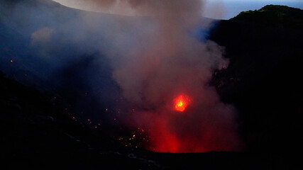 Fototapeta na wymiar Erupting volcano on Tanna Island in Vanuatu, Mount Yasur.