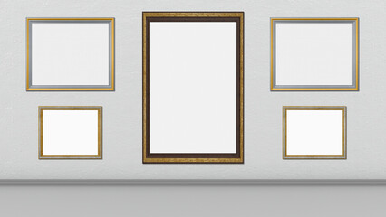 Cornici, quadri vuoti in mostra su muro bianco. Cinque cornici con spazio vuoto per inserimento di testo o immagini. Cornici in legno, argento e oro.