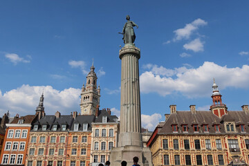 Colonne de la Déesse - Grand'Place de Lille - 697189133