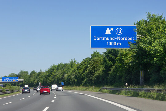 Autobahn 2, Ausfahrt 13, Dortmund-Nordost in Richtung Hannover