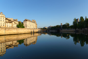Fototapeta na wymiar Saint-Louis island in the 4th arrondissement of Paris city