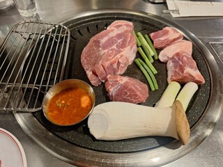 Grilled Pork Belly: A Korean Classic Cuisine