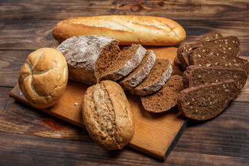 Fresh loaves of bread, various breads for toasts and sandwiches, delicious crispy breads, gluten-free breads, fresh flour and wheat breads	