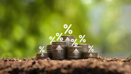 Big pile of money with up arrow and percentage symbol with green background, financial banking concept Interest rates, dividends, mortgages, business growth and green investment - obrazy, fototapety, plakaty