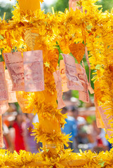 Banknotes are arranged and decorated in an orderly and beautiful manner, For use in the Kathin festival