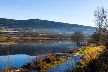Etang des Lésines et Marais de Vaux sur le Plateau d’Hauteville en hiver