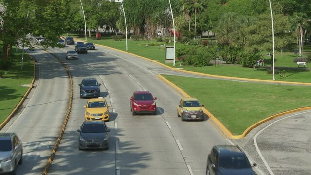 Traffic heading towards downtown Panama City, skyline in background- stock video