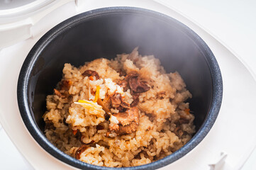 炊きたての牡蠣ご飯