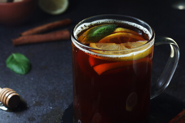 Black tea with lemon and honey