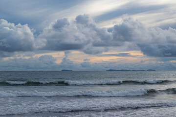 Atardecer en playa Las Lajas en Panama 