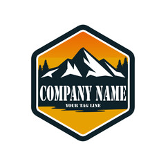 Obraz premium mountain road sign logo