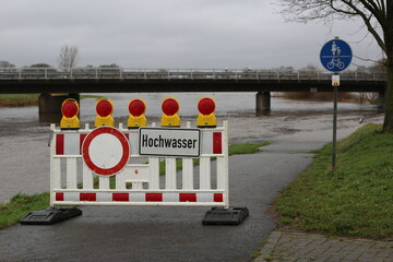 Überfluteter Fahrradweg an Heilig Abend 2023