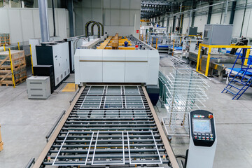 Conveyor production of large sheets of cut glass. Cutting, washing, framing, tempering of glass by...