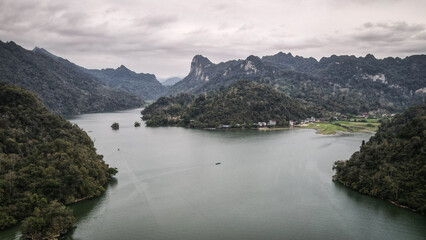 Obraz na płótnie Canvas The landscape of Ba Be Lake in Northern Vietnam