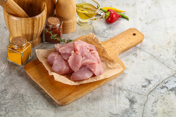 Raw turkey breat fillet cubes