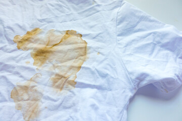  white color dirty shirt with making stain