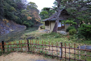 A Japanese garden : the scene of a teahouse in Ritsurin-koen Park in Takamatsu City in Kagawa Prefecture 日本庭園：香川県高松市の栗林公園にある茶室の風景