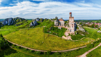 Szlak Orlich Gniazd -zamek w Olsztynie koło Częstochowy - 698416991