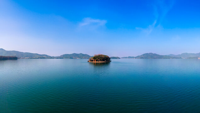 The Natural Scenery of Siming Lake in Yuyao City, Zhejiang Province, China