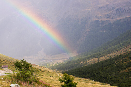Auf dem Alpenpass Forcola di Livigno im Herbst