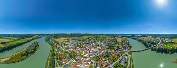 Ausblick auf Marktl im oberbayerischen Landkreis Altötting, 360 Grad Rundblick über die Gemeinde