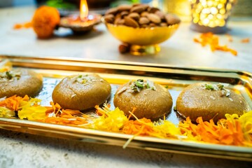 Besan ke Laddu, Indian Traditional Sweet Food Besan ke Laddu, Gram flour sweet Ladoo. Diwali special food.