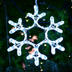 Ice crystal lights on a christmas tree
