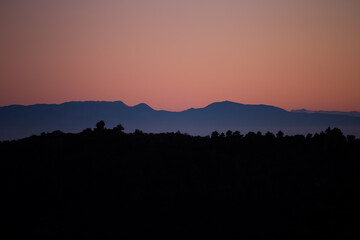 Siluetas de Montañas