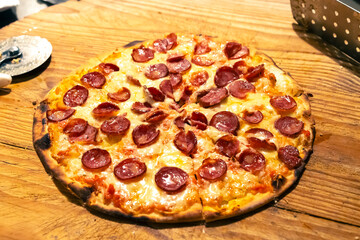 Pizza artesanal em forno a lenha