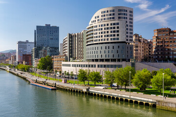 View of the Nervion river crossing the city of Bilbao in the Basque Country. Spain.  - obrazy, fototapety, plakaty